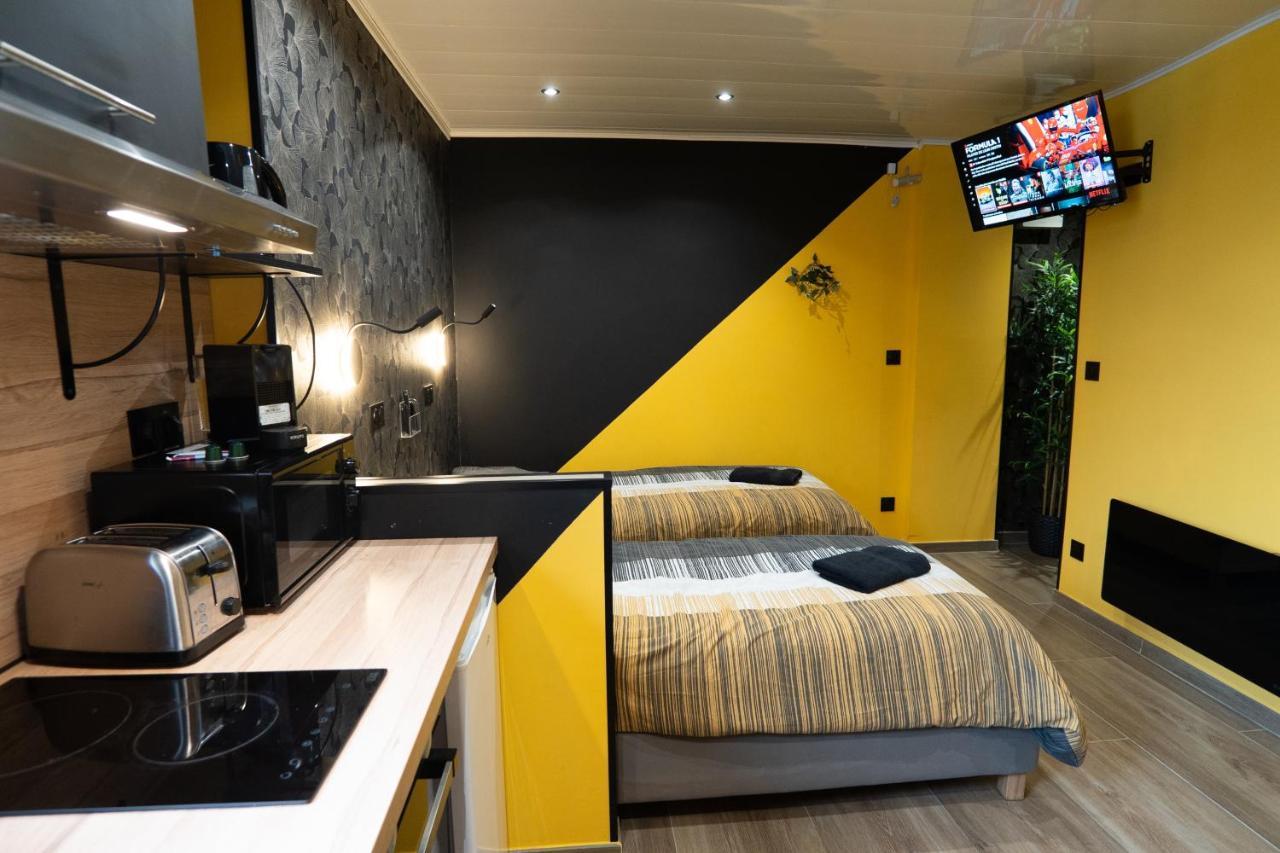 Capstay Color Valenciennes & Netflix Trith-Saint-Leger ภายนอก รูปภาพ