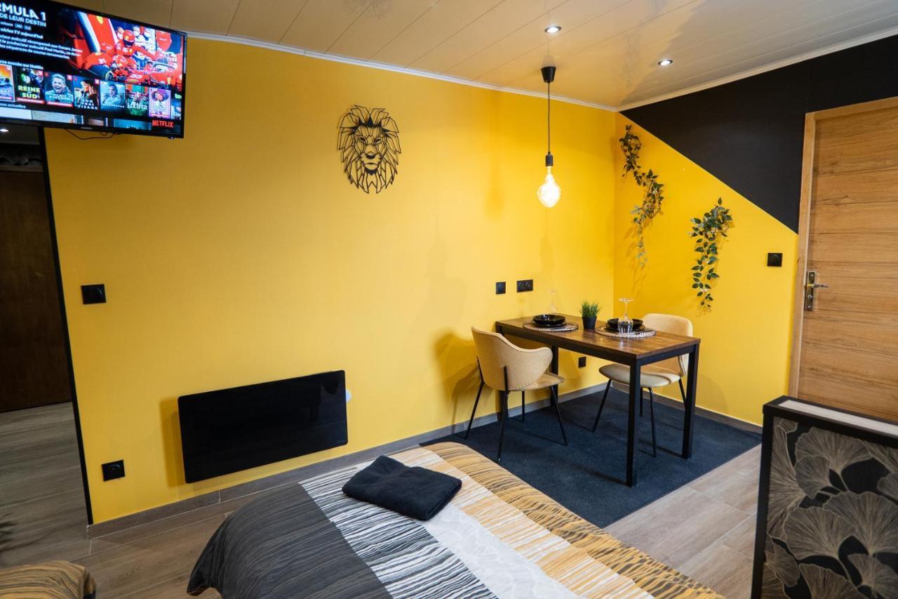Capstay Color Valenciennes & Netflix Trith-Saint-Leger ภายนอก รูปภาพ