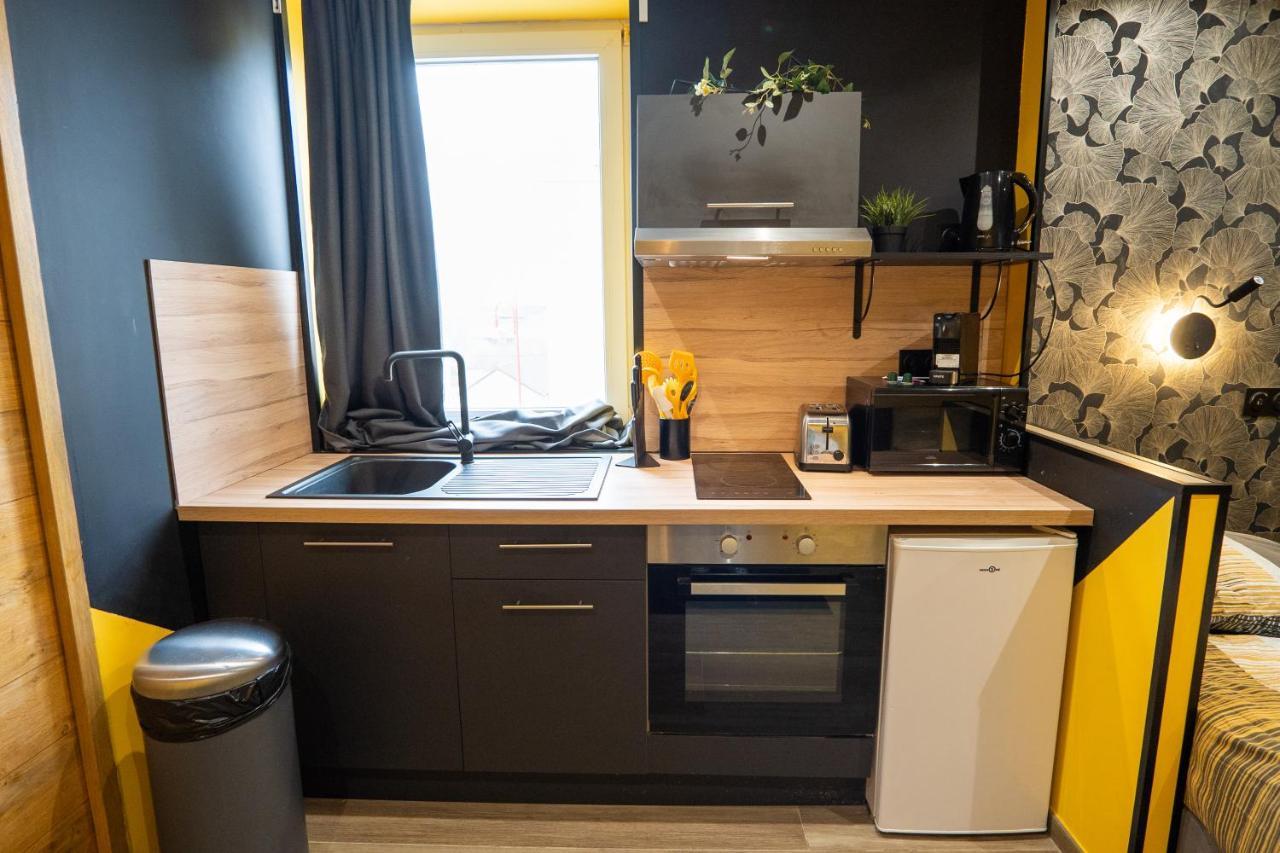 Capstay Color Valenciennes & Netflix Trith-Saint-Leger ภายนอก รูปภาพ
