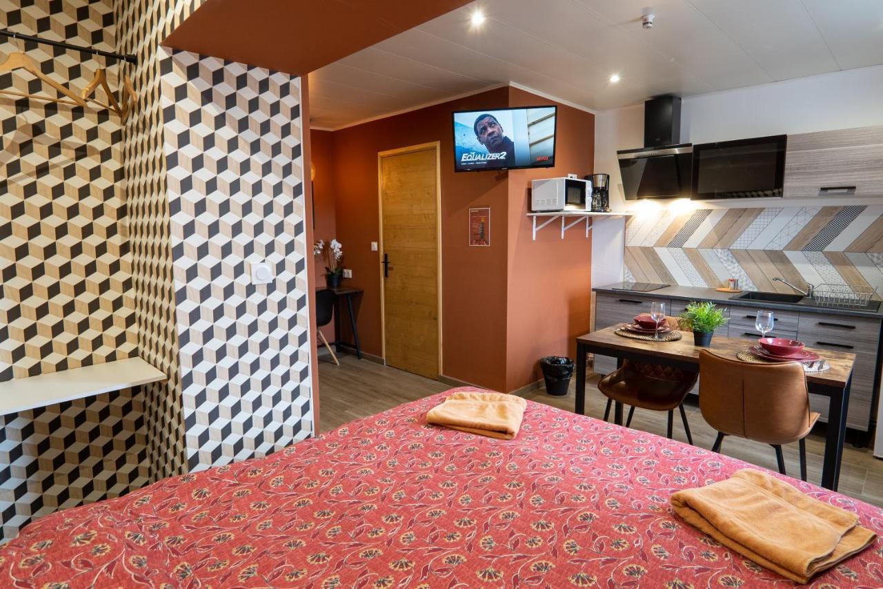 Capstay Color Valenciennes & Netflix Trith-Saint-Leger ภายนอก รูปภาพ