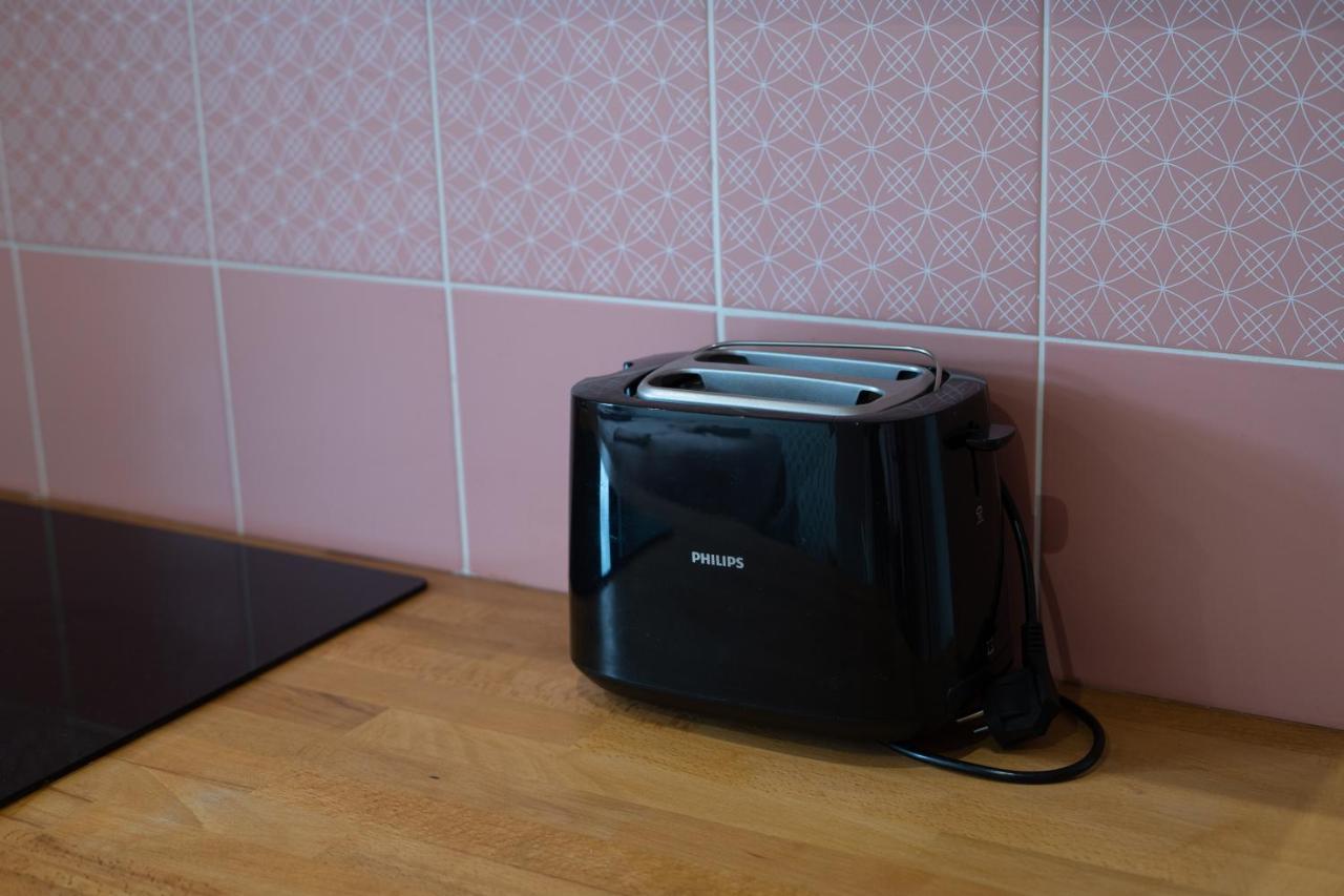 Capstay Color Valenciennes & Netflix Trith-Saint-Leger ภายนอก รูปภาพ